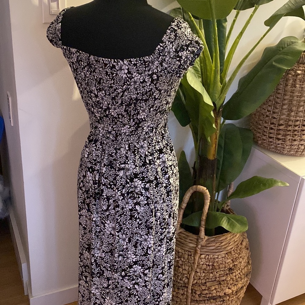 Floral Maxi Dress with slits at front - Picture 6 of 7